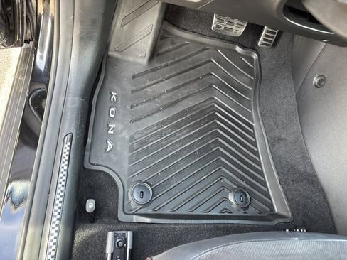 Used 2024 Hyundai Kona N Line image 23