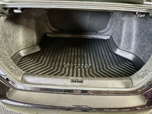 Used 2018 Honda Civic EX image 27