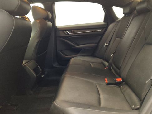 Used 2019 Honda Accord Sport image 18