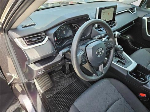 Used 2025 Toyota RAV4 XLE w/ Convenience Package FWD image 9