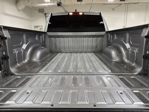 Used 2022 RAM 1500 Laramie AWD/4WD image 24