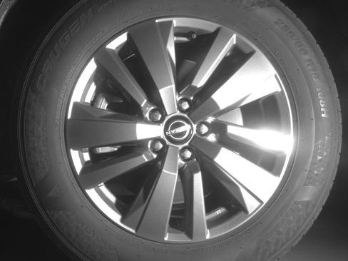 Used 2025 Nissan Pathfinder SV image 12