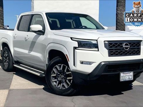 Used 2024 Nissan Frontier SL w/ Technology Package AWD/4WD image 2