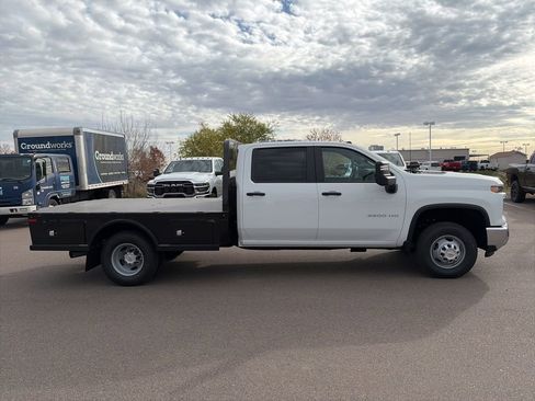 New 2026 Chevrolet Silverado 3500 W/T w/ WT Convenience Package AWD/4WD image 4
