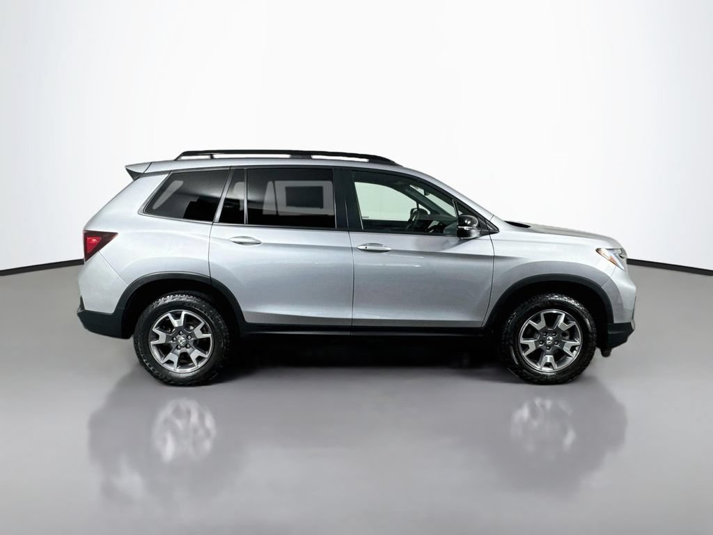 Used 2023 Honda Passport TrailSport image 9