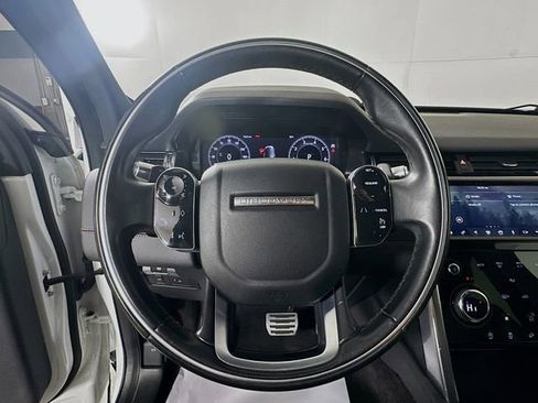 Used 2020 Land Rover Discovery Sport SE R-Dynamic image 12