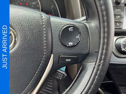 Used 2015 Toyota RAV4 LE FWD image 27