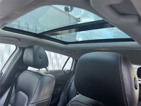 Used 2018 INFINITI QX30 Premium w/ Cargo Package image 21