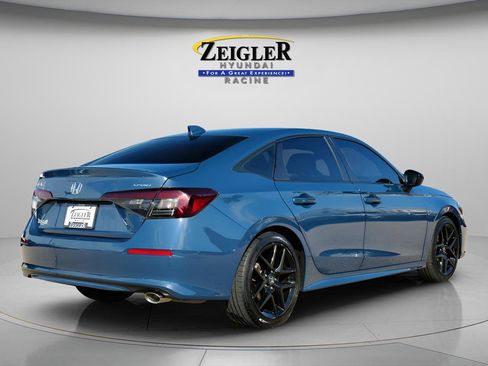 Used 2025 Honda Civic Sport image 7