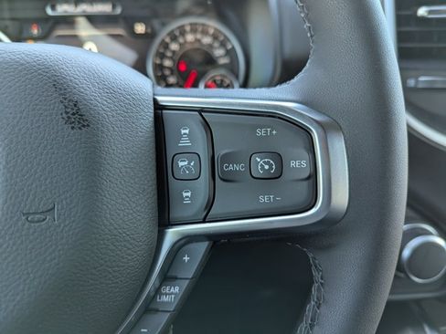 New 2026 RAM 1500 Big Horn AWD/4WD image 14