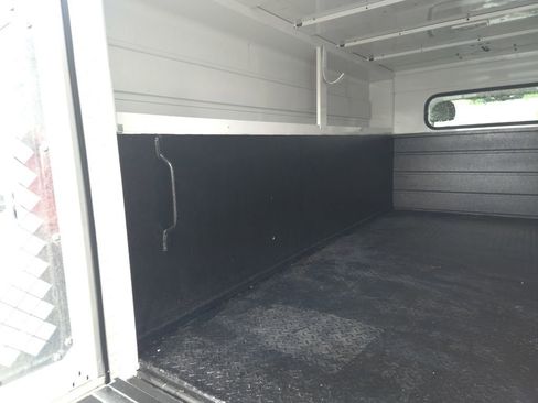 Used 2019 Ford F350 XL w/ Snow Plow/Camper Package image 12