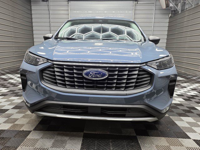 Used 2025 Ford Escape Active FWD image 4