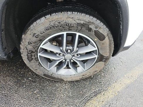 Used 2018 Jeep Grand Cherokee Limited w/ Trailer Tow Group IV image 10