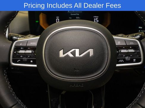 New 2025 Kia Sorento EX AWD/4WD image 19