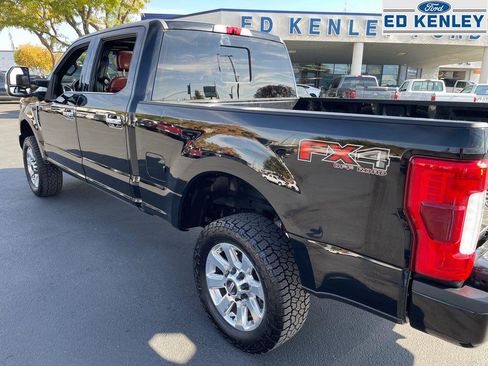 Used 2018 Ford F250 Platinum w/ Platinum Ultimate Package image 40