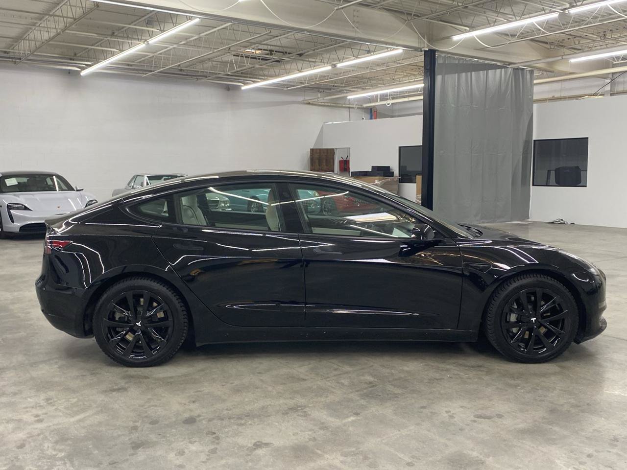 Used 2021 Tesla Model 3 Long Range AWD/4WD image 6