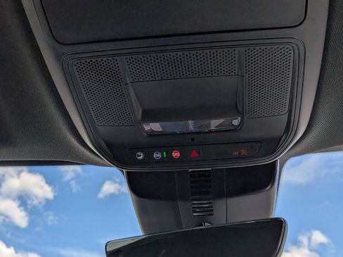 New 2026 GMC Acadia Elevation AWD/4WD image 19