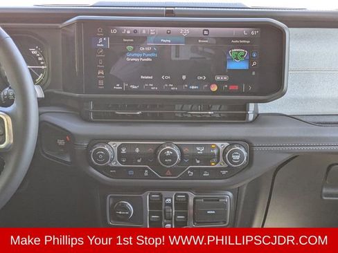 Certified 2025 Jeep Wrangler Unlimited Sahara w/ Safety Group AWD/4WD image 16