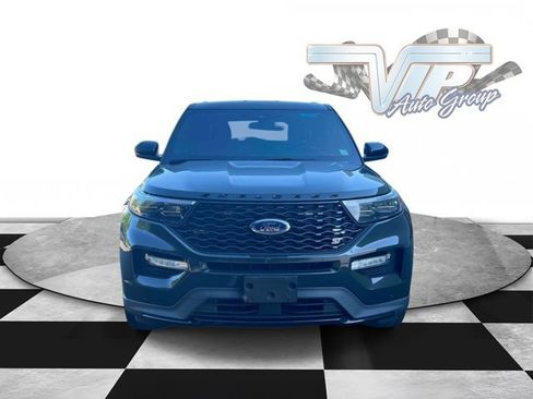 Used 2022 Ford Explorer ST w/ Equipment Group 401A AWD/4WD image 2