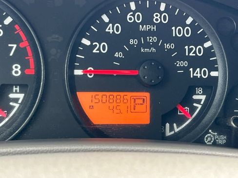 Used 2016 Nissan Frontier SV image 23