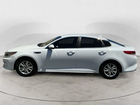 Used 2018 Kia Optima LX FWD image 12