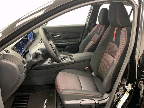 New 2026 Nissan Sentra SR w/ Floor Mat Package image 9