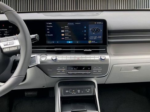 New 2026 Hyundai Kona SEL Premium image 8