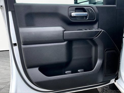 Used 2024 Chevrolet Silverado 2500 Custom w/ Custom Value Package image 23