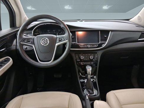 Used 2019 Buick Encore Essence image 4