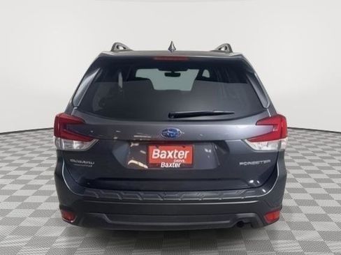 Certified 2022 Subaru Forester Premium image 5