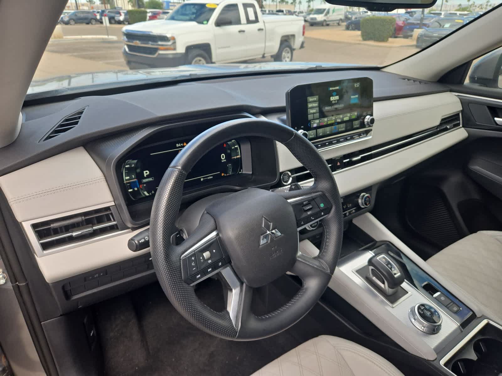 Used 2024 Mitsubishi Outlander SEL FWD image 10