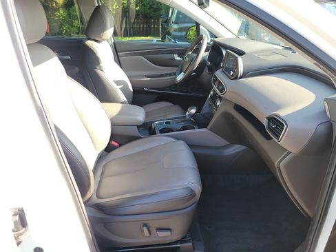 Used 2020 Hyundai Santa Fe SEL w/ Convenience + Premium Package FWD image 7