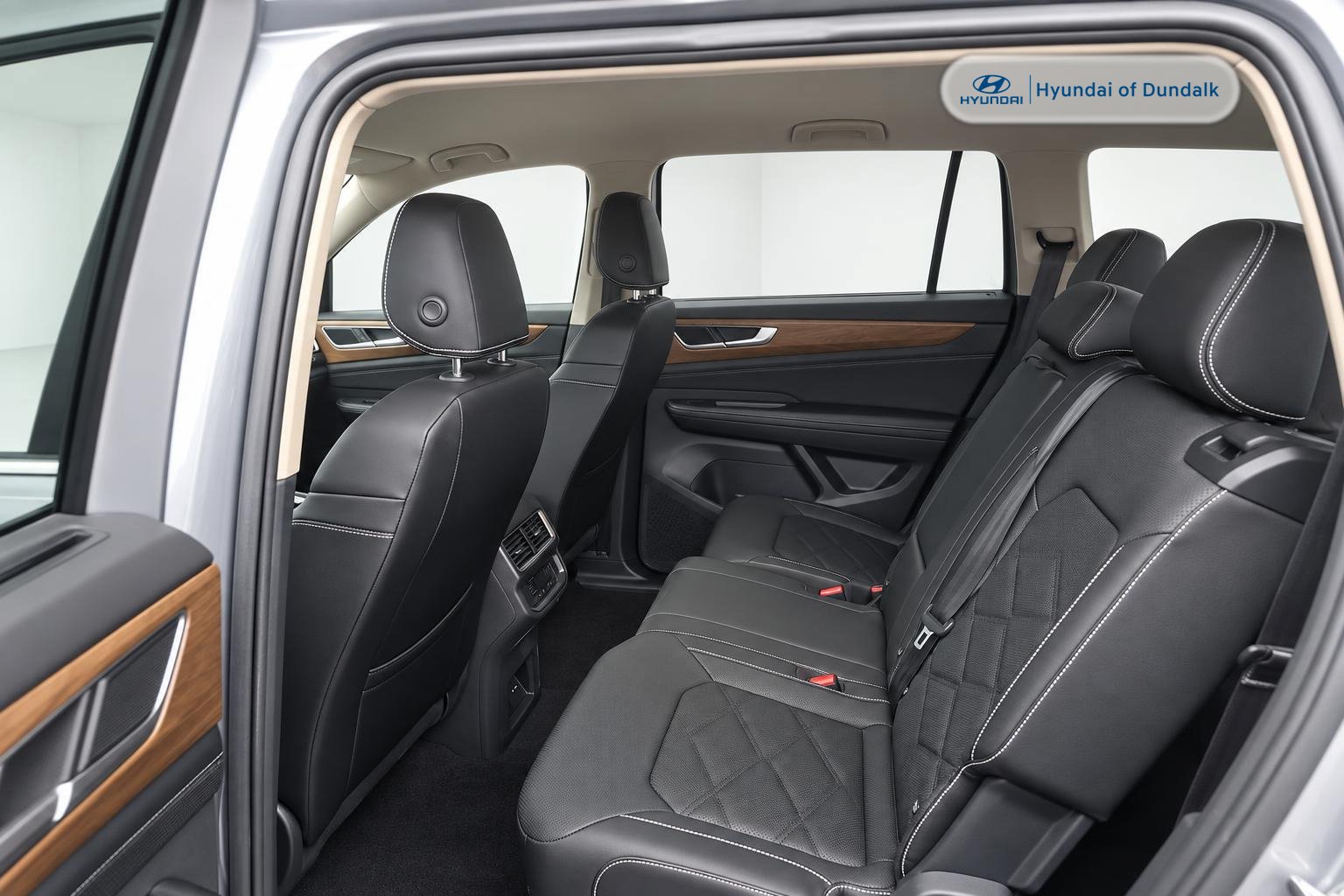 Used 2026 Volkswagen Atlas SE FWD image 9