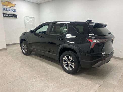 Used 2025 Chevrolet Equinox LT image 5