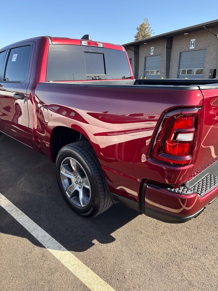 Used 2025 RAM 1500 Tradesman AWD/4WD image 11