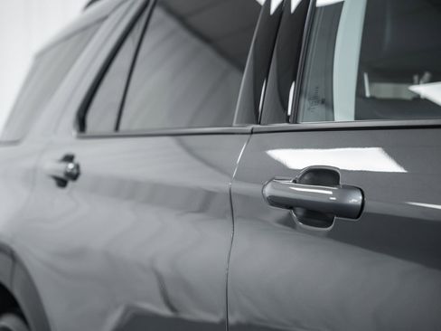 Certified 2025 Ford Explorer Active w/ Active Comfort Package image 14