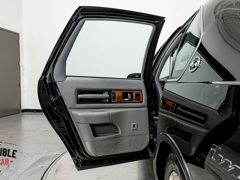 Used 1996 Chevrolet Impala SS RWD image 98