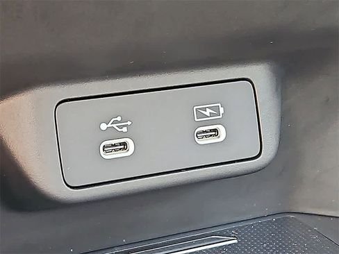 New 2026 Honda HR-V EX-L image 17