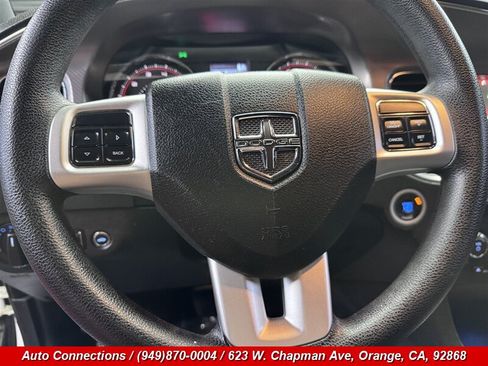 Used 2011 Dodge Charger SE RWD image 12