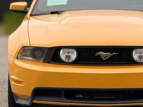 Used 2012 Ford Mustang GT Premium w/ Electronics Pkg RWD image 11