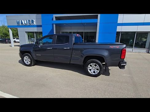 Used 2017 Chevrolet Colorado LT w/ Luxury Package, Chrome AWD/4WD image 6