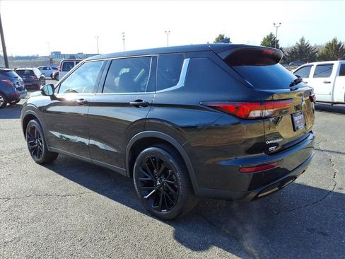 Used 2023 Mitsubishi Outlander SEL Black Edition image 5
