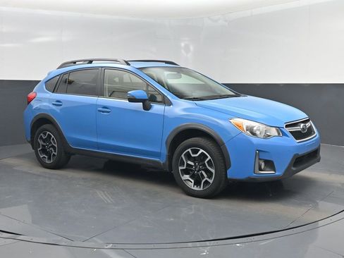 Used 2016 Subaru Crosstrek 2.0i Limited w/ Popular Package #2 image 1
