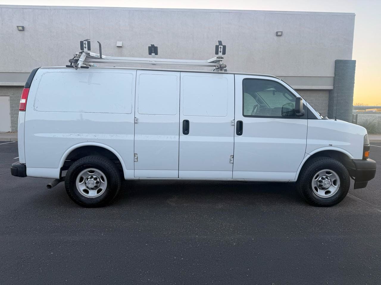 Used 2019 Chevrolet Express 2500 w/ Driver Convenience Package RWD image 2