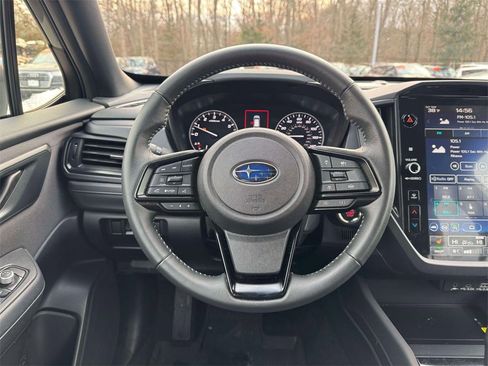 Used 2025 Subaru Forester Premium image 19