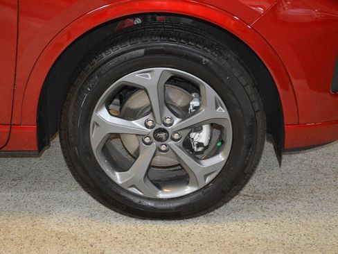 Certified 2024 Ford Escape ST-Line w/ Tech Pack #1 image 9