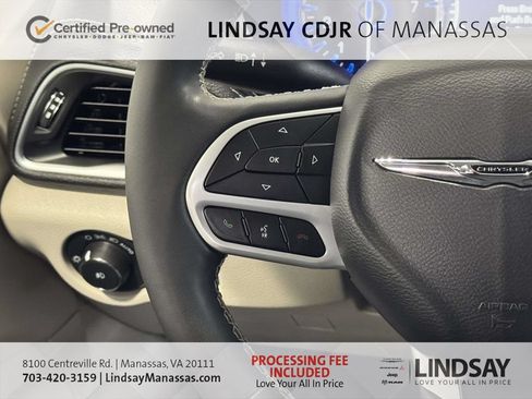 Used 2022 Chrysler Pacifica Limited FWD image 29