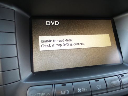 Used 2003 Toyota Land Cruiser image 41