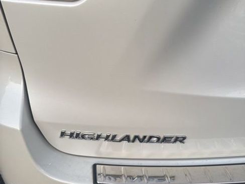 Used 2018 Toyota Highlander Limited image 15