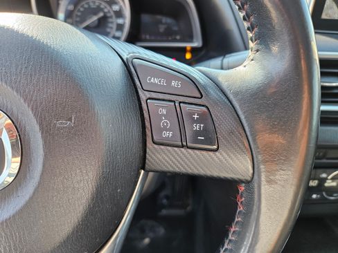 Used 2014 MAZDA MAZDA3 i Grand Touring FWD image 19